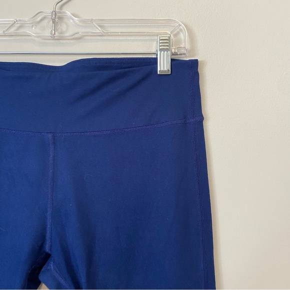 fabletics powerhold blue with black mesh legging medium - Picture 2 of 6